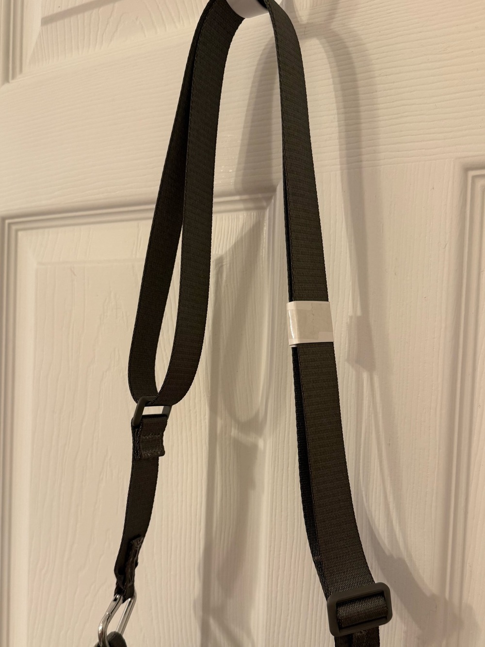 lululemon athletica Clean Lines Crossbody Bag with Black Strap - Picture 6 of 13